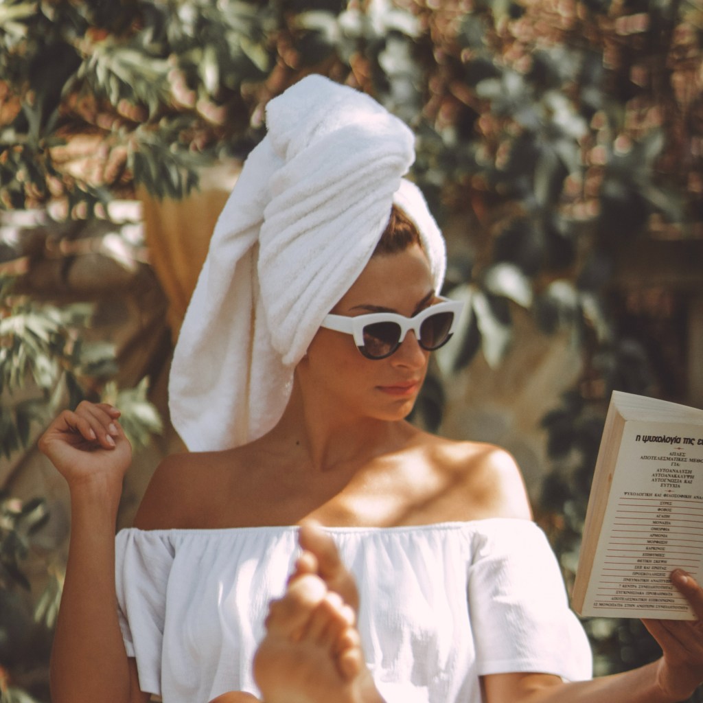 Empowerment on the Bookshelf: 10 Must-Read Self-Help Books for&nbsp;Women